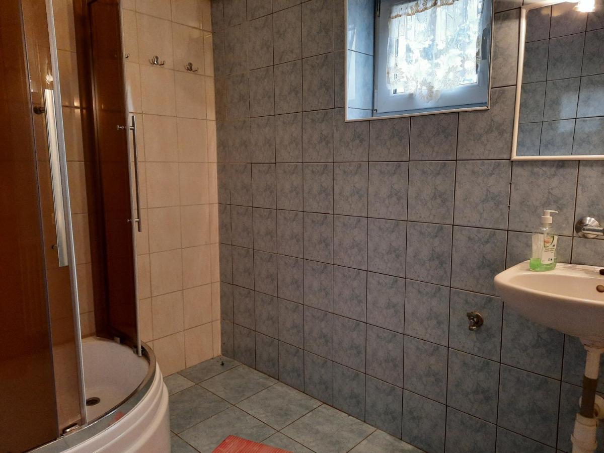 Hôtel Krahule Konica Extérieur photo