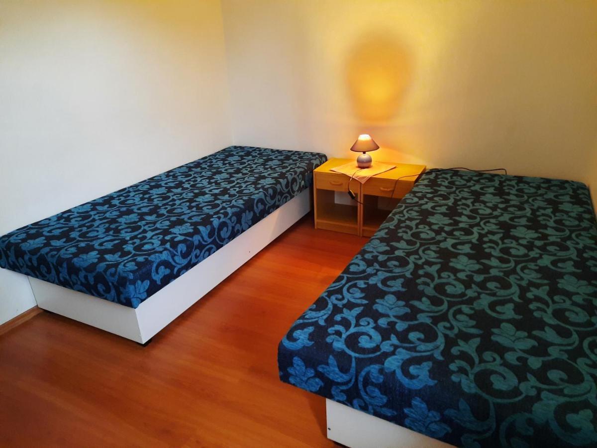 Hôtel Krahule Konica Extérieur photo