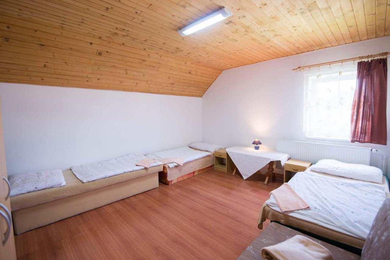 Hôtel Krahule Konica Extérieur photo